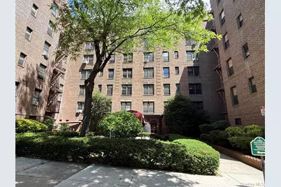 83-05 98 Street #3H, Woodhaven, NY 11421 - Photo 1