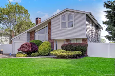 4 Seneca Drive, Commack, NY 11725 - Photo 1