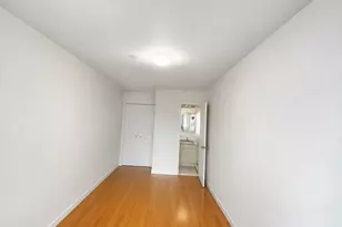 104-64 39th Ave, Corona, NY 11368 - Photo 6