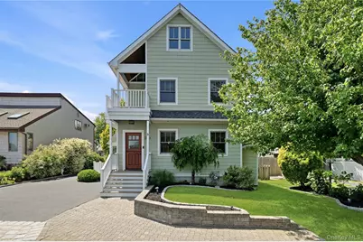 2544 Riverside Avenue, Seaford, NY 11783 - Photo 2
