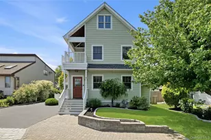2544 Riverside Ave, Seaford, NY 11783 - Photo 2