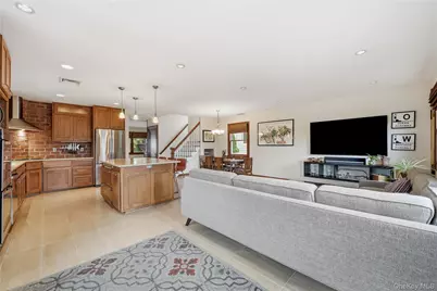 2544 Riverside Avenue, Seaford, NY 11783 - Photo 6