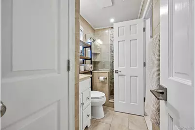 16 Chase Commons #16, Yaphank, NY 11980 - Photo 24