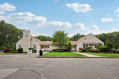 16 Chase Commons #16, Yaphank, NY 11980 - Photo 40