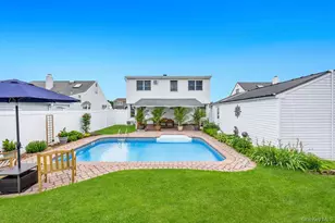 66 Vincent Rd, Hicksville, NY 11801 - Photo 34