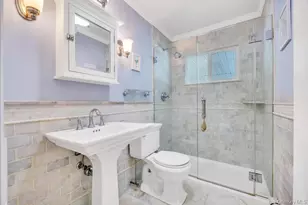 66 Vincent Rd, Hicksville, NY 11801 - Photo 22