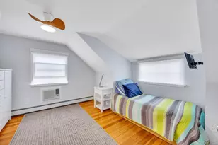 66 Vincent Rd, Hicksville, NY 11801 - Photo 18