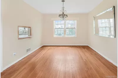 37 Poe Street, Hartsdale, NY 10530 - Photo 8