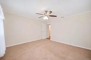 398 Clocks Blvd, Massapequa, NY 11758 - Photo 32