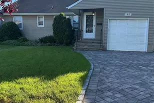 [Address not provided], Farmingdale, NY 11735 - Photo 2
