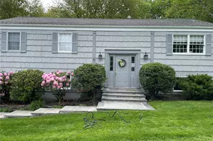 3282 Quinlan St, Yorktown Heights, NY 10598 - Photo 2