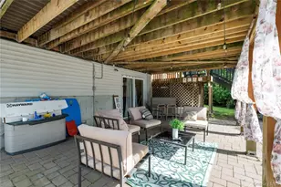 31 Briarwood Dr, Wappingers Falls, NY 12590 - Photo 10