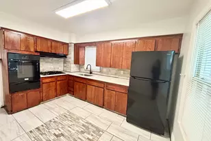 146-38 230th Pl, Springfield Gardens, NY 11413 - Photo 6