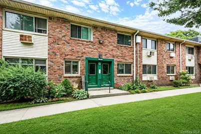 2453 Union Blvd #24a, Islip, NY 11750 - Photo 2
