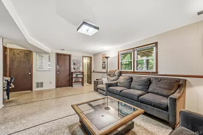 42 Sandy Brook Drive, Spring Valley, NY 10977 - Photo 28