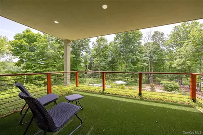 215 Smith Road, Poughkeepsie, NY 12603 - Photo 18