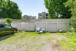 132 Webster Ave, Yonkers, NY 10701 - Photo 24