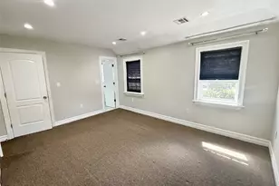 249-11 147th Rd, Rosedale, NY 11422 - Photo 10