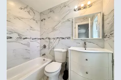 249-11 147th Road #2nd Floor, Rosedale, NY 11422 - Photo 8