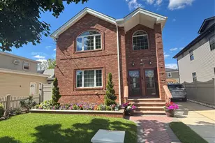249-11 147th Rd, Rosedale, NY 11422 - Photo 2