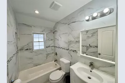 249-11 147th Road #2nd Floor, Rosedale, NY 11422 - Photo 12