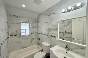 249-11 147th Rd, Rosedale, NY 11422 - Photo 12
