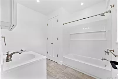 373 Palmer Avenue #2nd Floor, Mamaroneck, NY 10543 - Photo 16