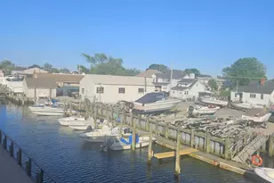 35 Anchor, Freeport, NY 11520 - Photo 6