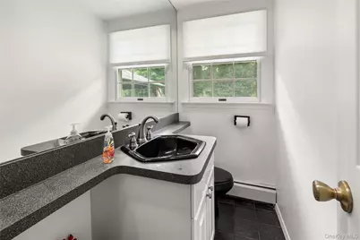 24 Walnut Street, Coram, NY 11727 - Photo 10