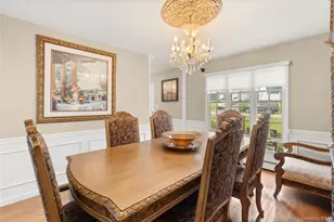24 Walnut St, Coram, NY 11727 - Photo 4