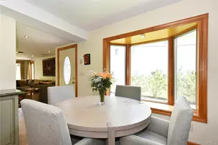 3 Joy Dr, Manhasset Hills, NY 11040 - Photo 10