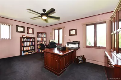 3 Joy Drive, Manhasset Hills, NY 11040 - Photo 38