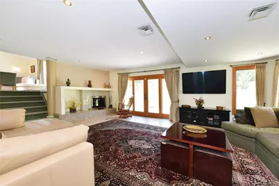 3 Joy Drive, Manhasset Hills, NY 11040 - Photo 14
