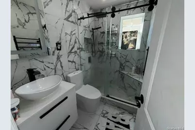 262 Davis Avenue, Bronx, NY 10465 - Photo 14