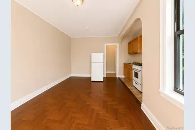 700 Oakland Place #5B, Bronx, NY 10457 - Photo 6