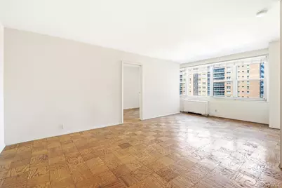 70-25 Yellowstone Boulevard #5A, Forest Hills, NY 11375 - Photo 14