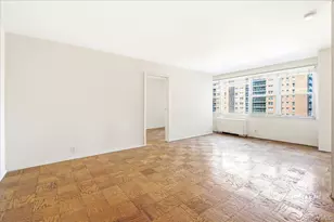 70-25 Yellowstone Blvd, Forest Hills, NY 11375 - Photo 14