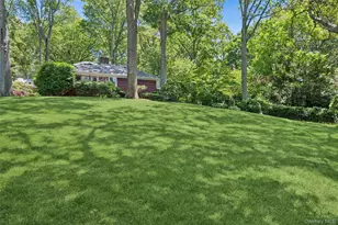 12 Regent Pl, Huntington, NY 11743 - Photo 6