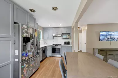 53 Pleasantville Road, Ossining, NY 10562 - Photo 6