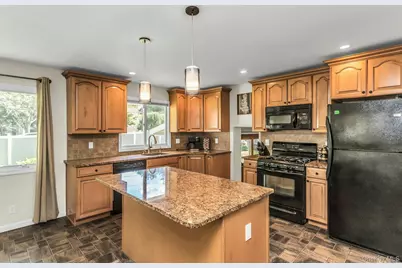20 Danton Street, Melville, NY 11747 - Photo 14