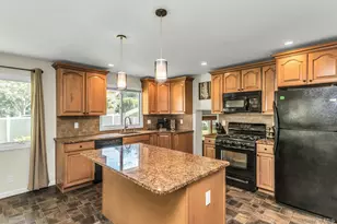 20 Danton St, Melville, NY 11747 - Photo 14