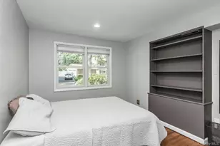 20 Danton St, Melville, NY 11747 - Photo 16