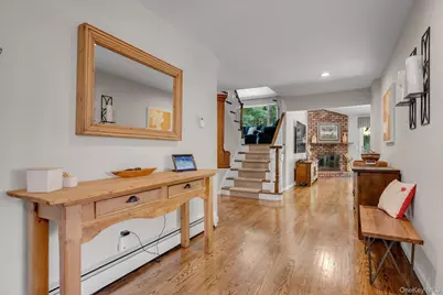 117 Soundview Drive, Port Washington, NY 11050 - Photo 2