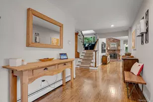 117 Soundview Dr, Port Washington, NY 11050 - Photo 2