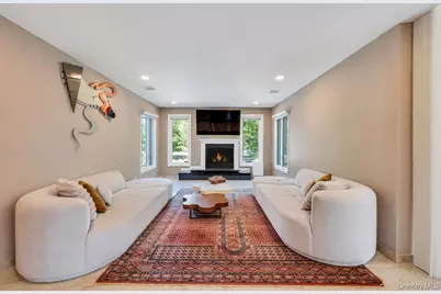 37 Wilmington Drive, Melville, NY 11747 - Photo 22