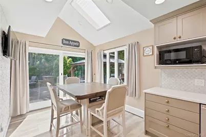 17 Lower Road, Smithtown, NY 11787 - Photo 10