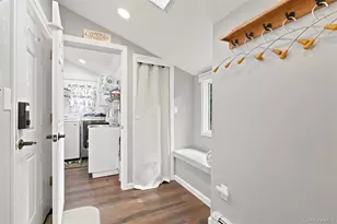 17 Lower Rd, Smithtown, NY 11787 - Photo 12
