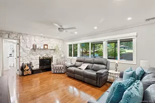 17 Lower Rd, Smithtown, NY 11787 - Photo 6