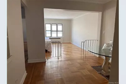 210 Martine Avenue #6L, White Plains, NY 10601 - Photo 4