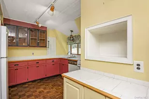845 Karshick St, Bohemia, NY 11716 - Photo 12